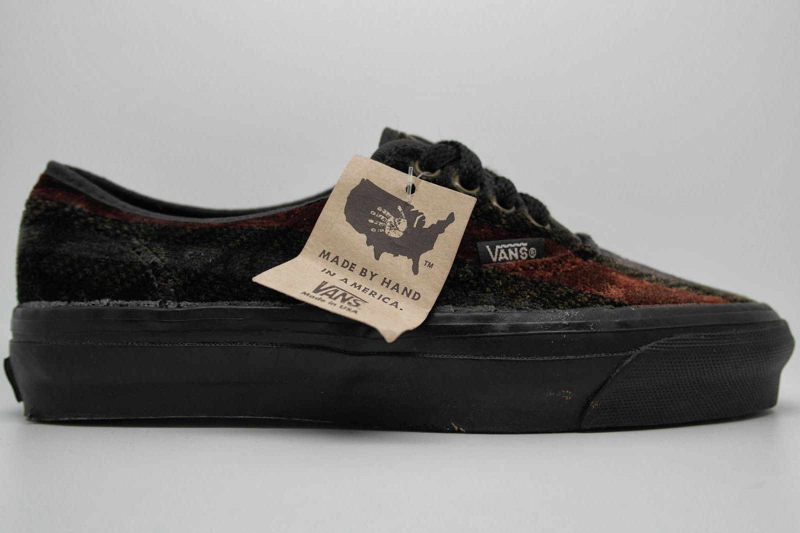 theothersideofthepillow vintage VANS VELVET style 44 authentic